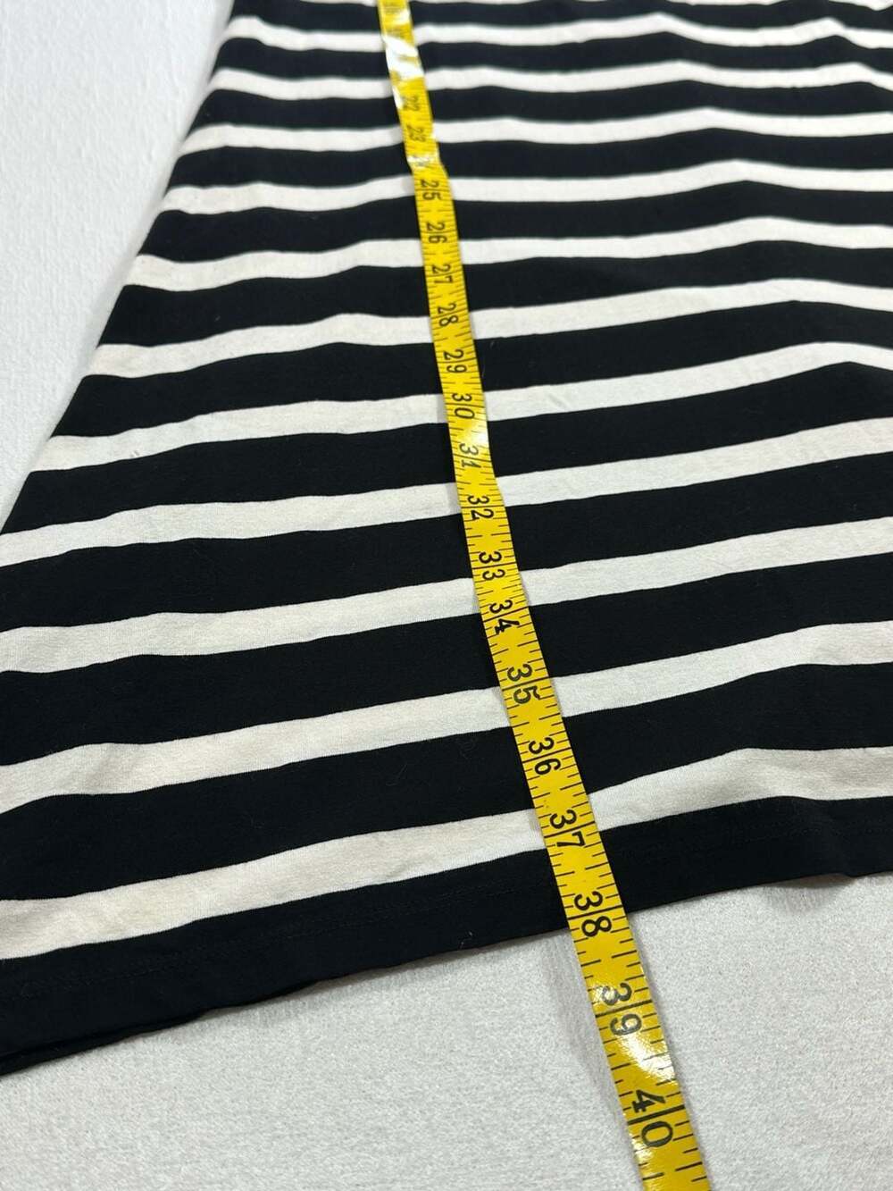 Ann Taylor Black & Cream Striped Sleeveless Sharkbite Dress Size 8 - Picture 5 of 8